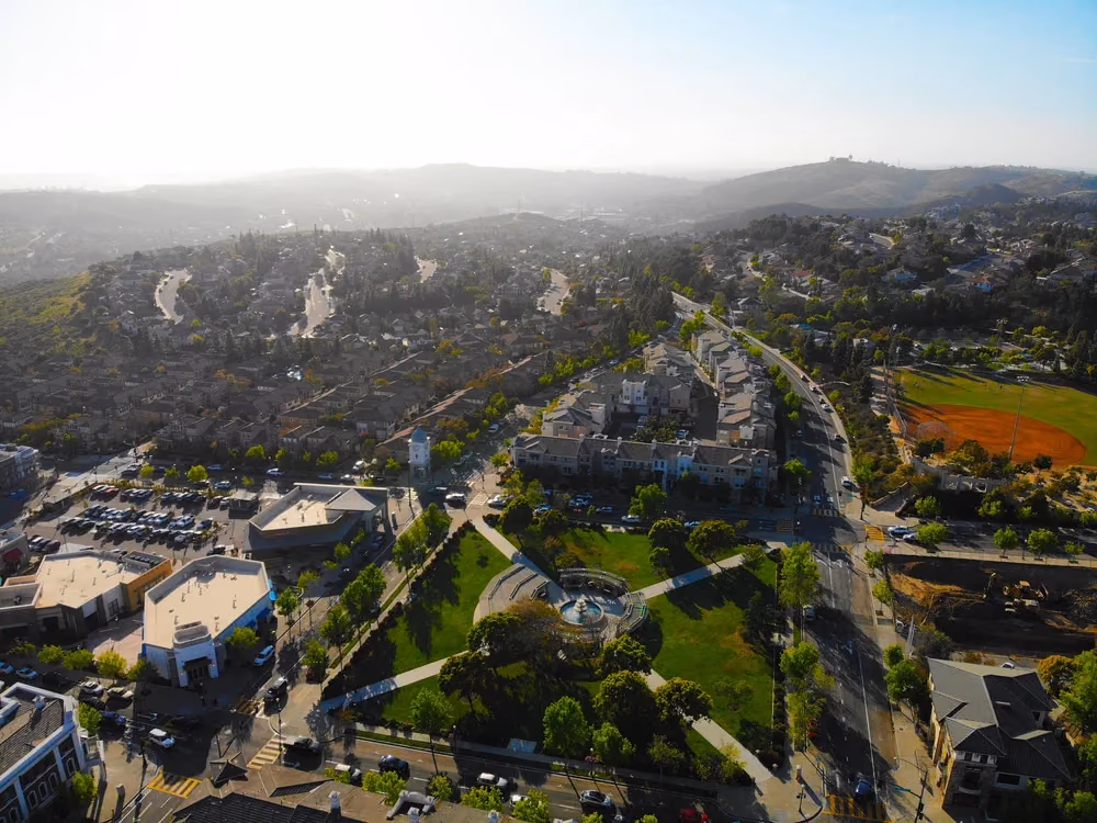 Rolling hills and homes in San Elijo Hills